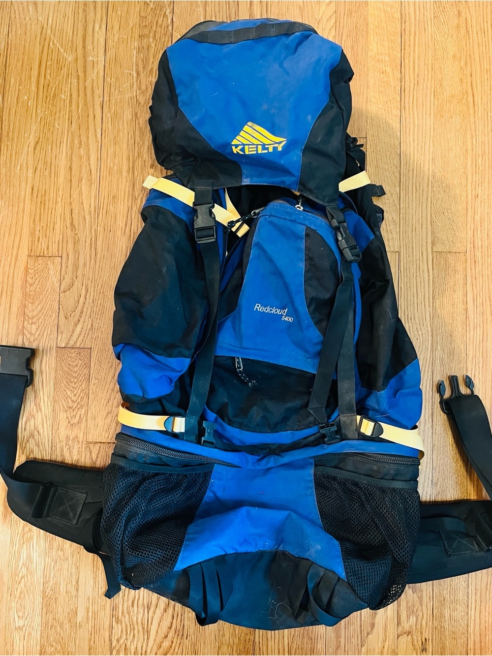 Kelty Redcloud 5400 Blue/Black Hiking Backpack -internal frame